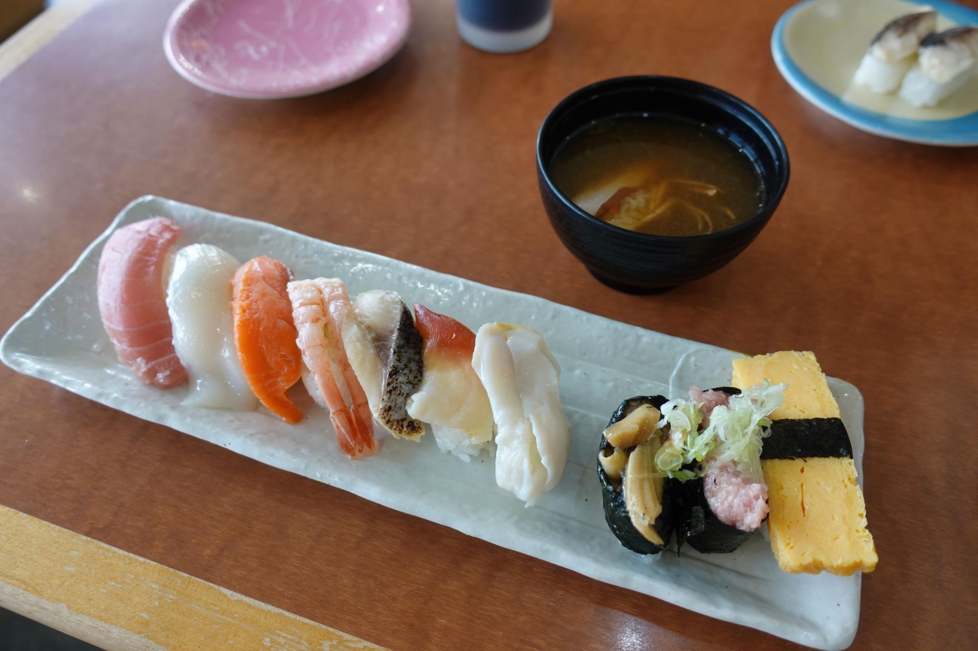 回転寿司 与三郎北海道 Cランチ 欲張り10貫セット