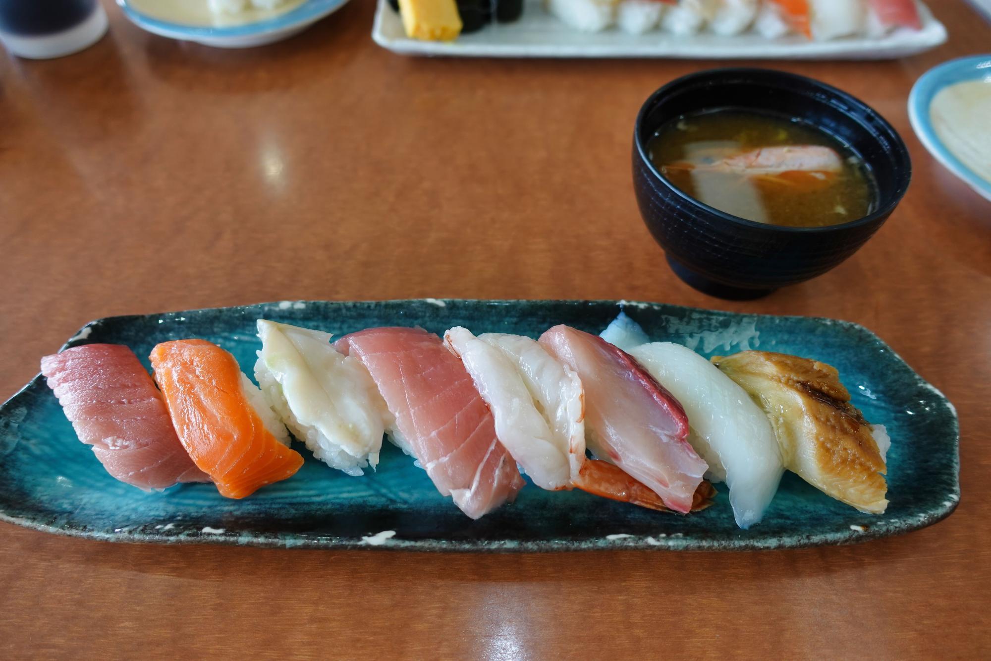 回転寿司 与三郎北海道 Dランチ ご褒美8貫セット