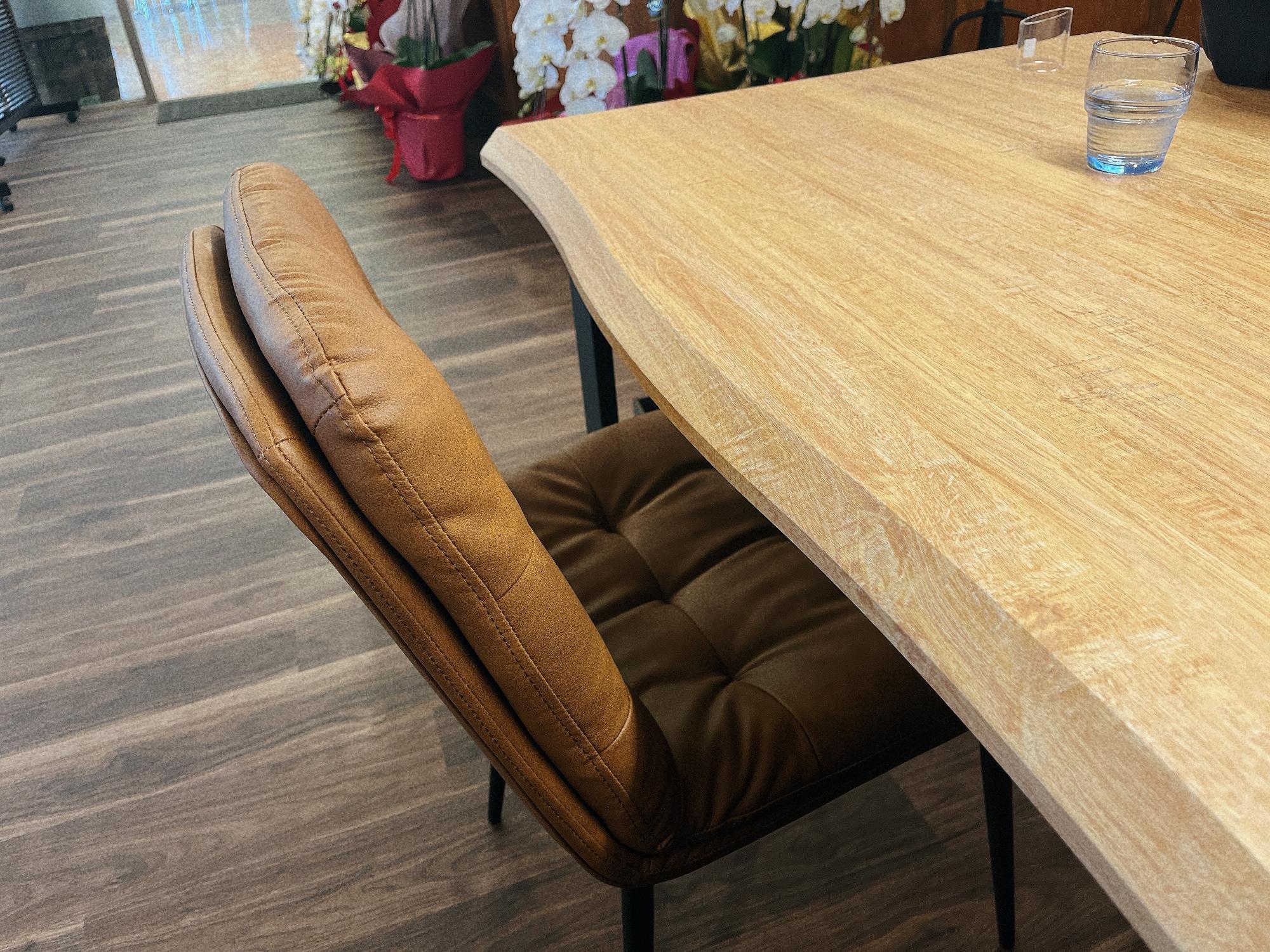 「きちんとごはん 虹」店内