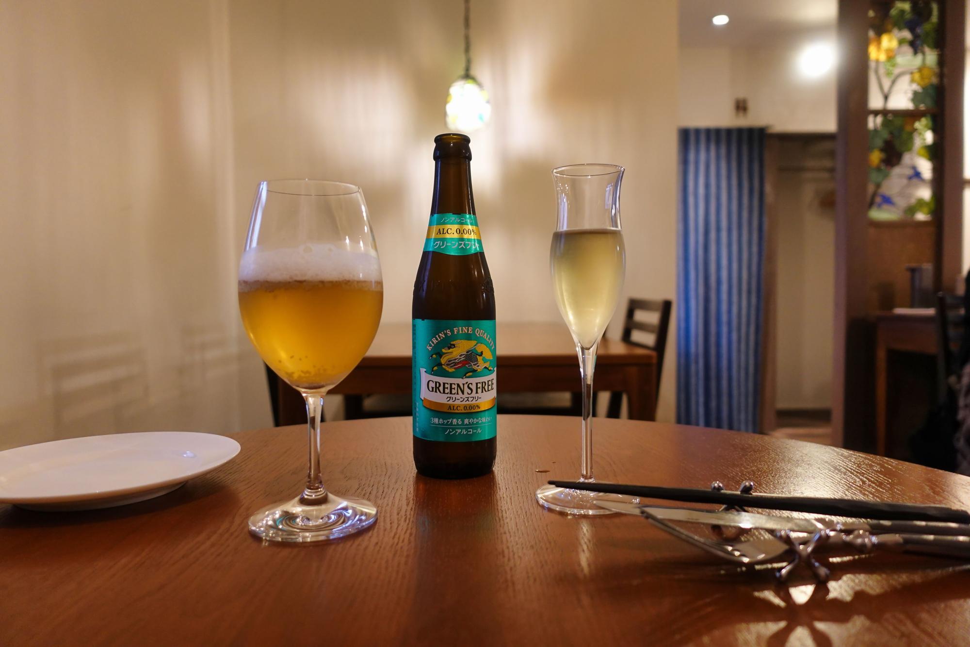 ワインバー ココット 食前酒 シェリーにノンアルコールビール