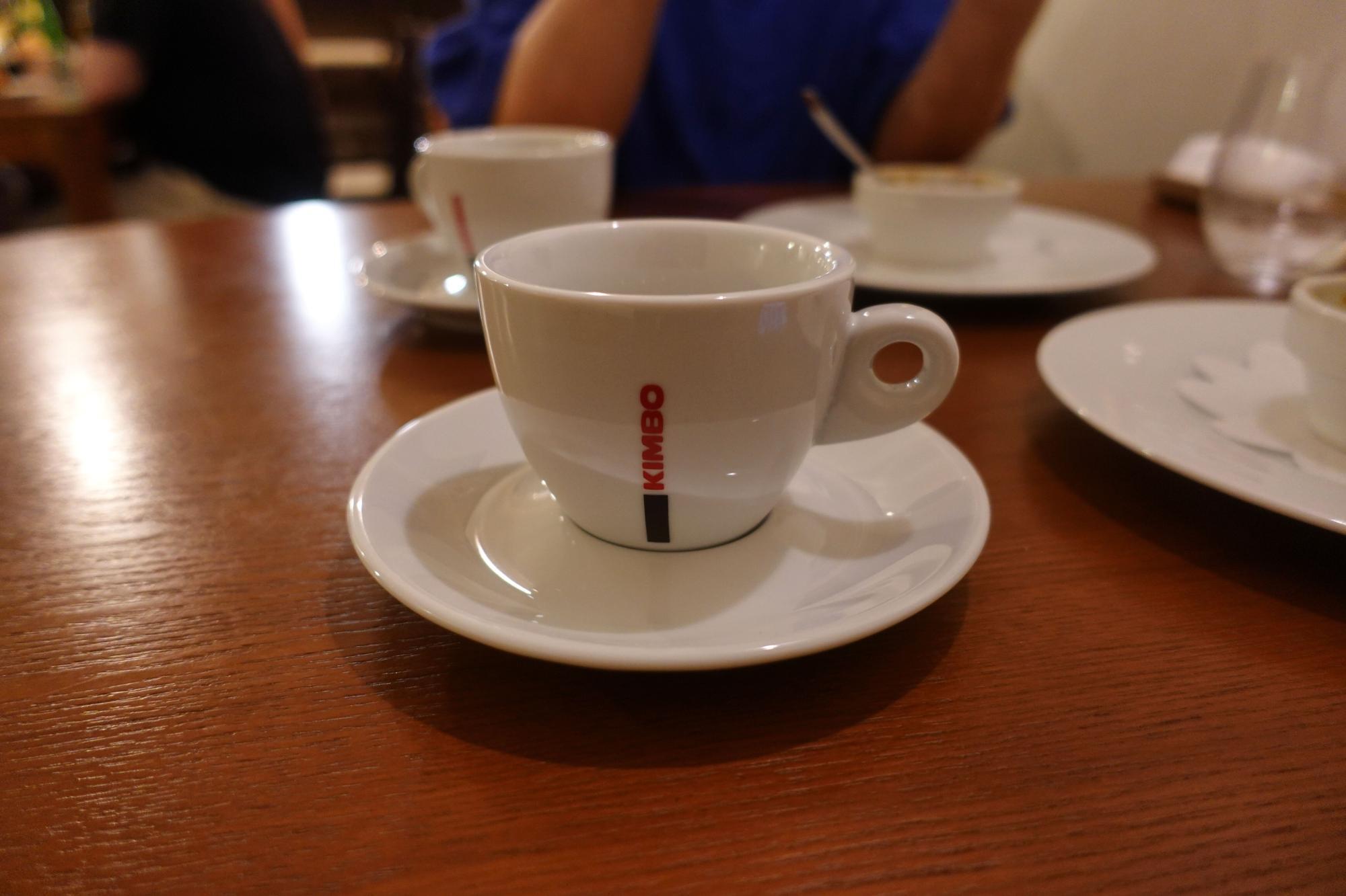 ワインバー ココット 紅茶