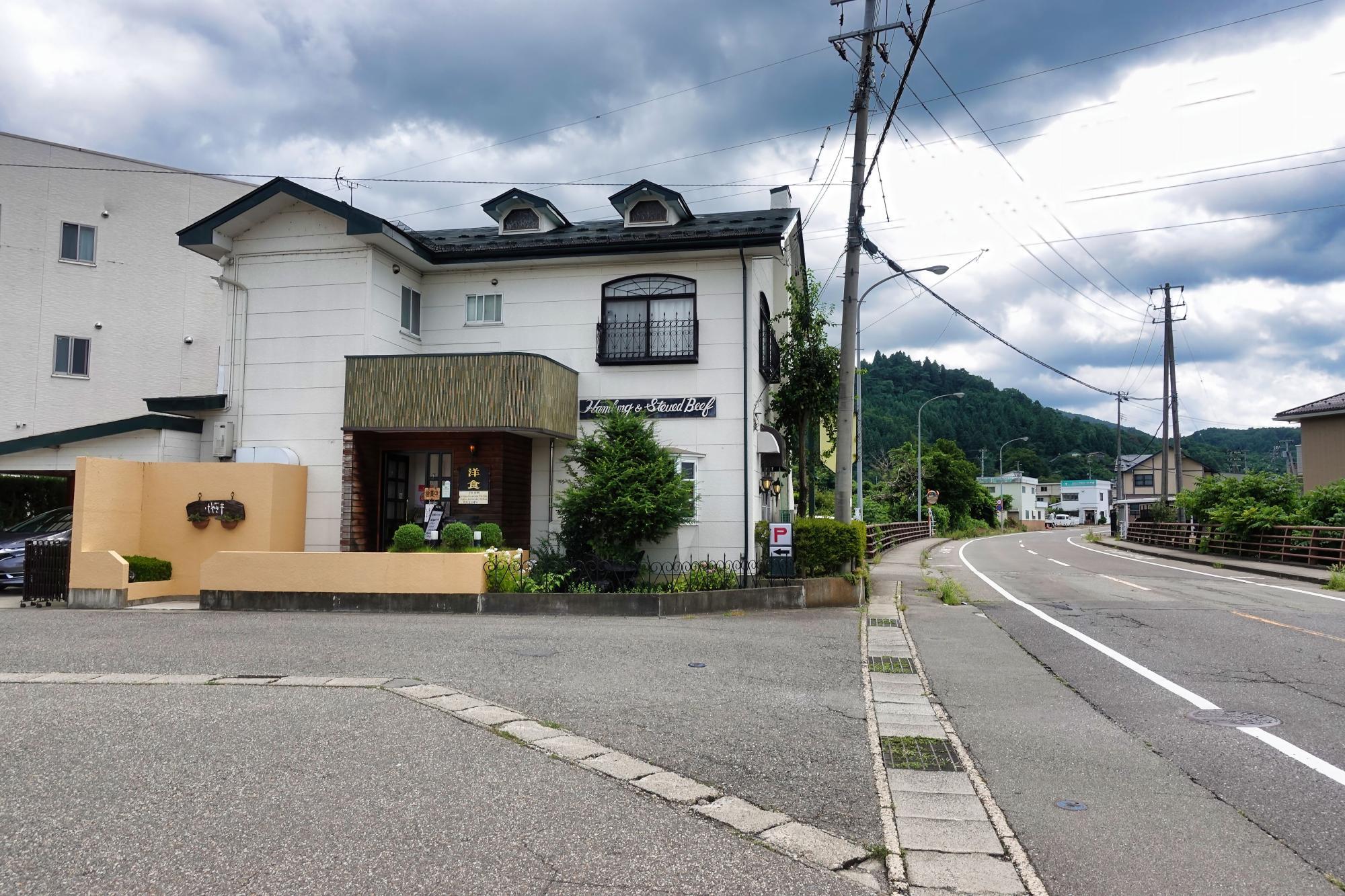 グリル けやき亭 店舗