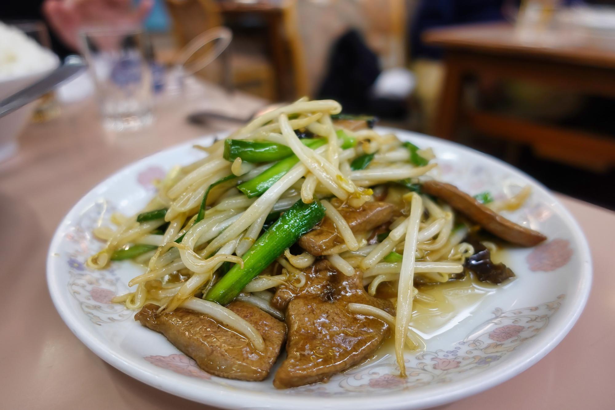 会津 黄鶴楼（こうかくろう） レバニラ炒め