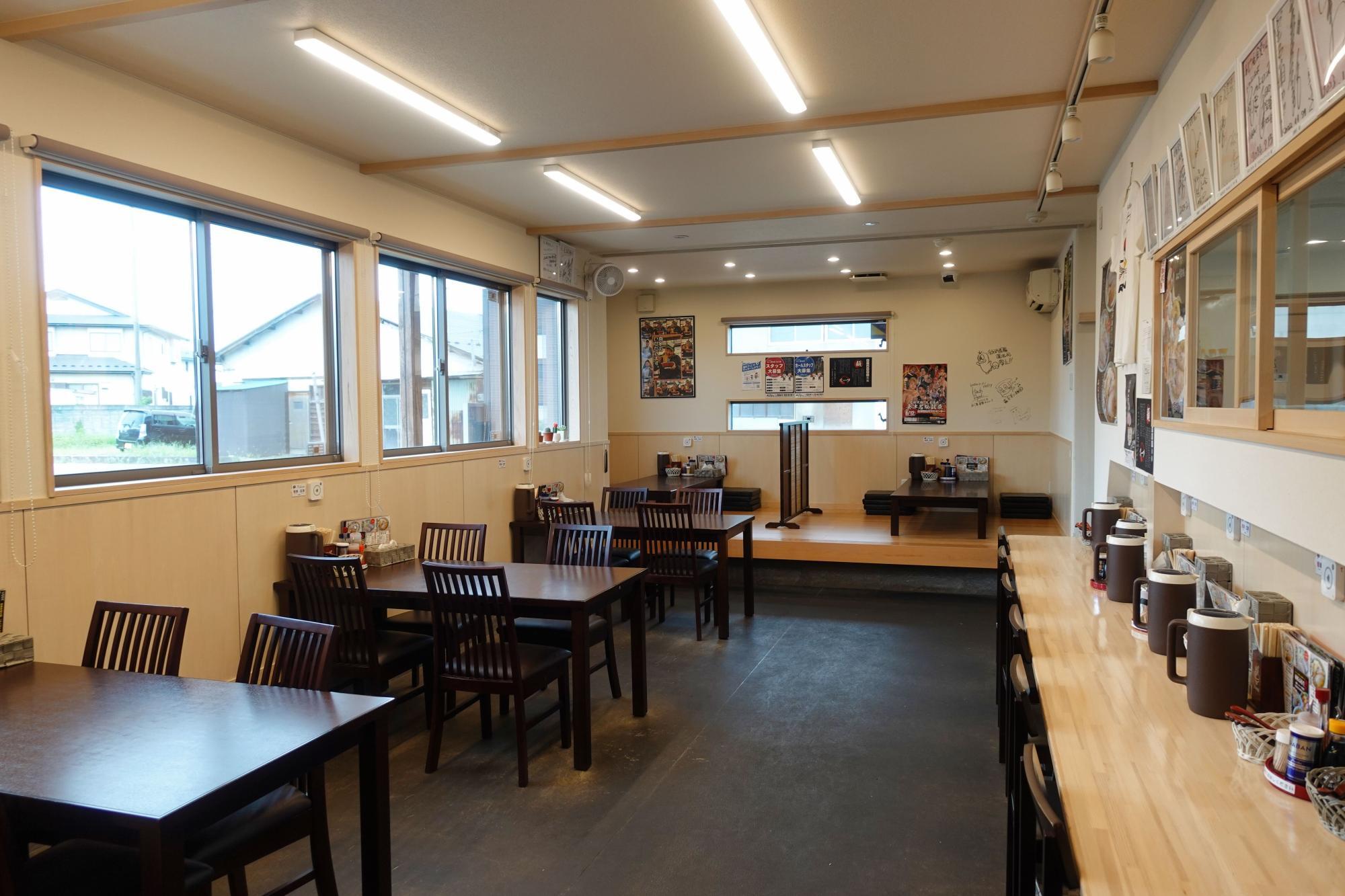 活力再生麺屋 あじ庵食堂 店内