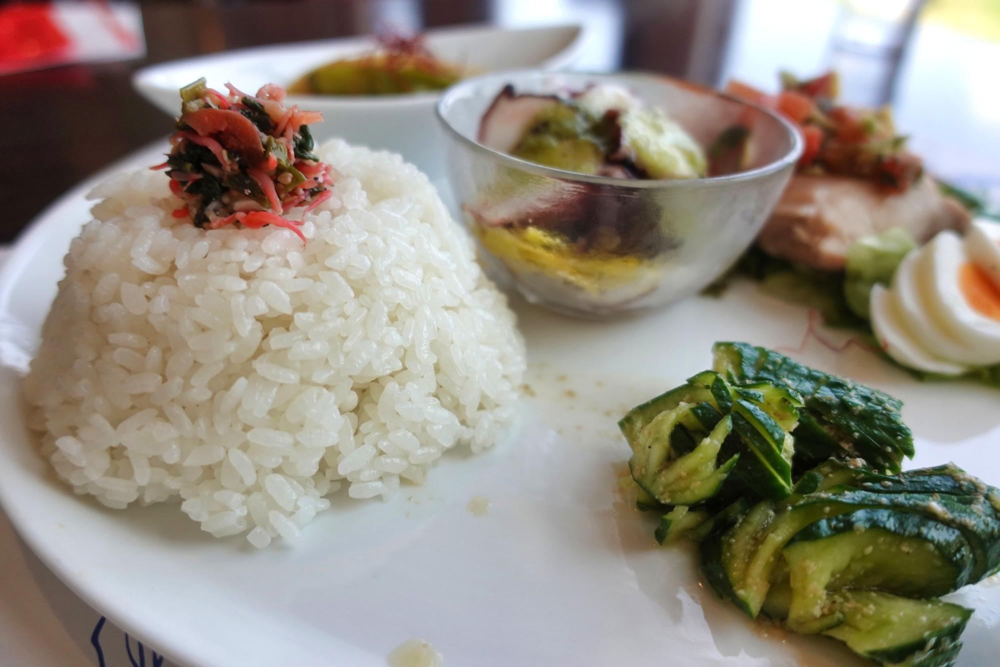 農家レストラン くうべぇる 夏野菜と常磐の彩りプレート