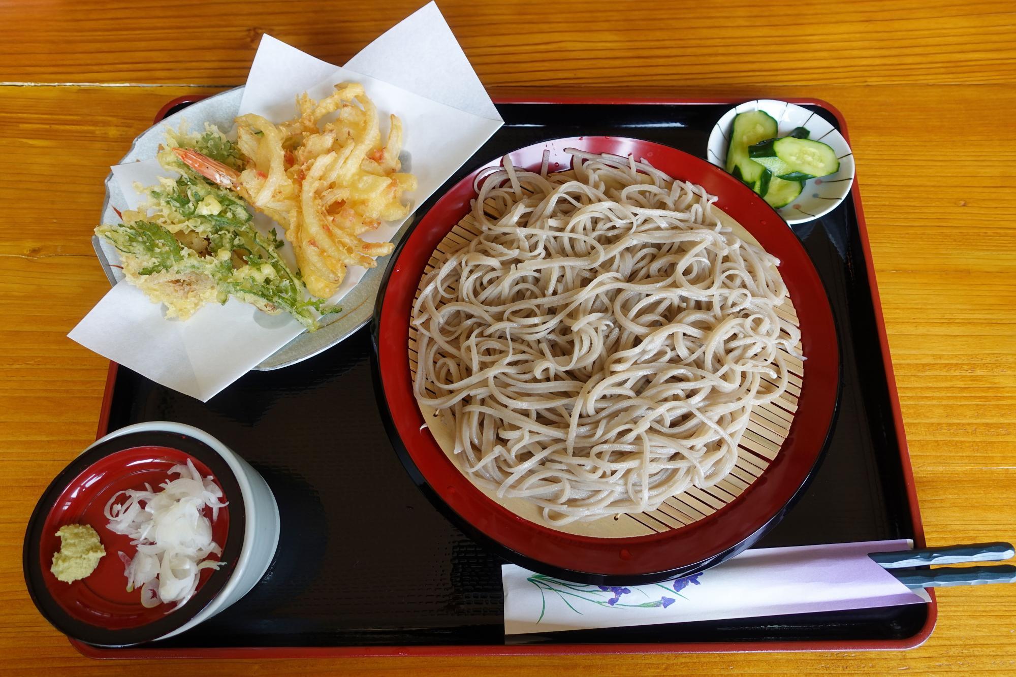 農家のそば屋 さくら 天もり蕎麦