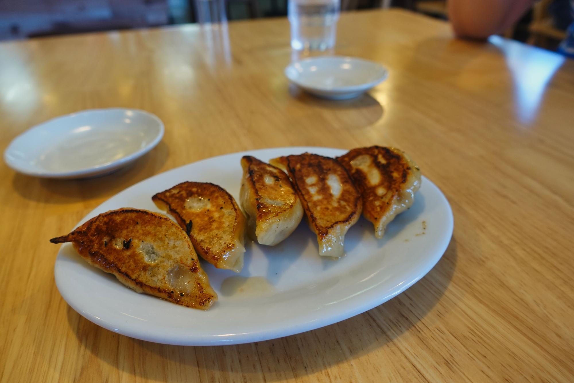 麵処 空山 手作り餃子