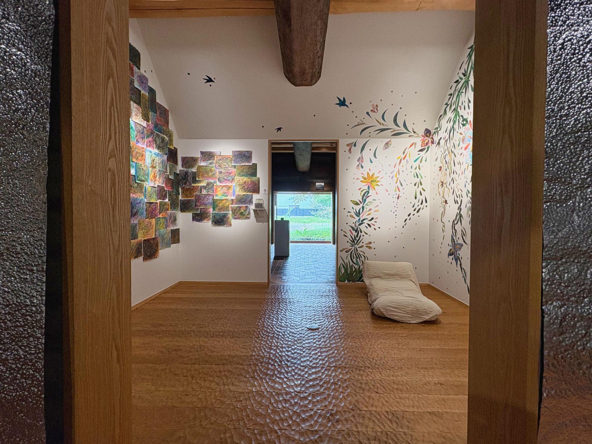 はじまりの美術館 こつこつと手さぐる展