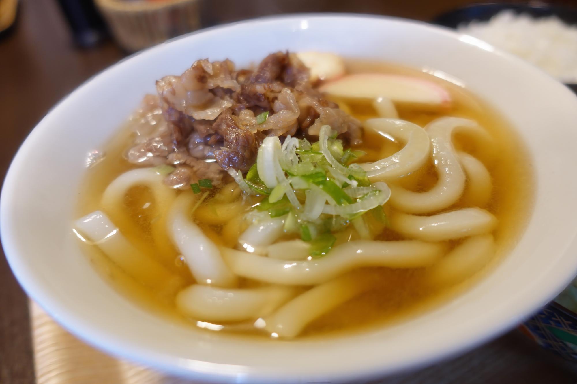 お酒と小料理 いちりん 名物 ”松坂牛” 肉うどん