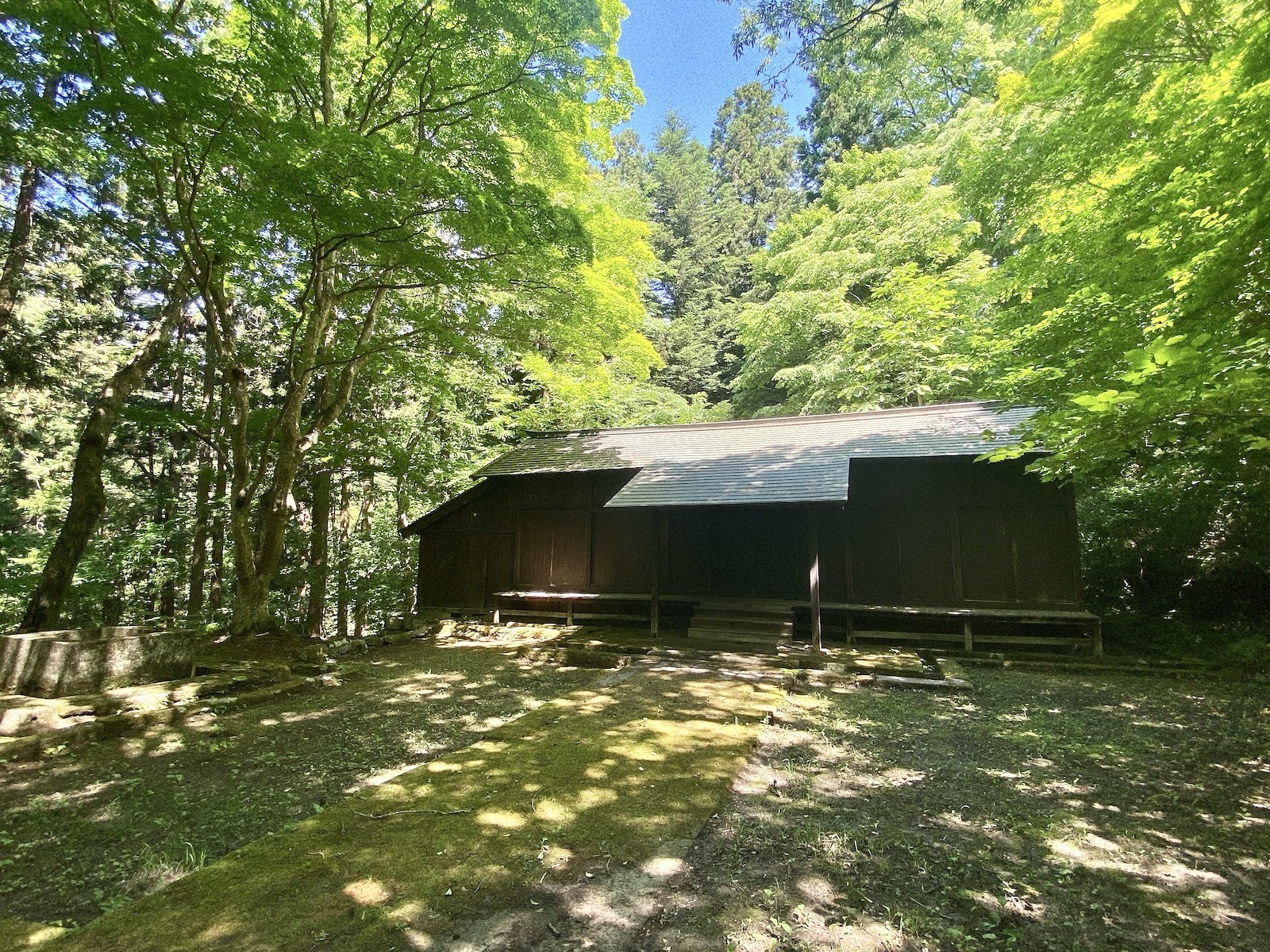 会津藩主松平家墓所 院内御廟 拝殿