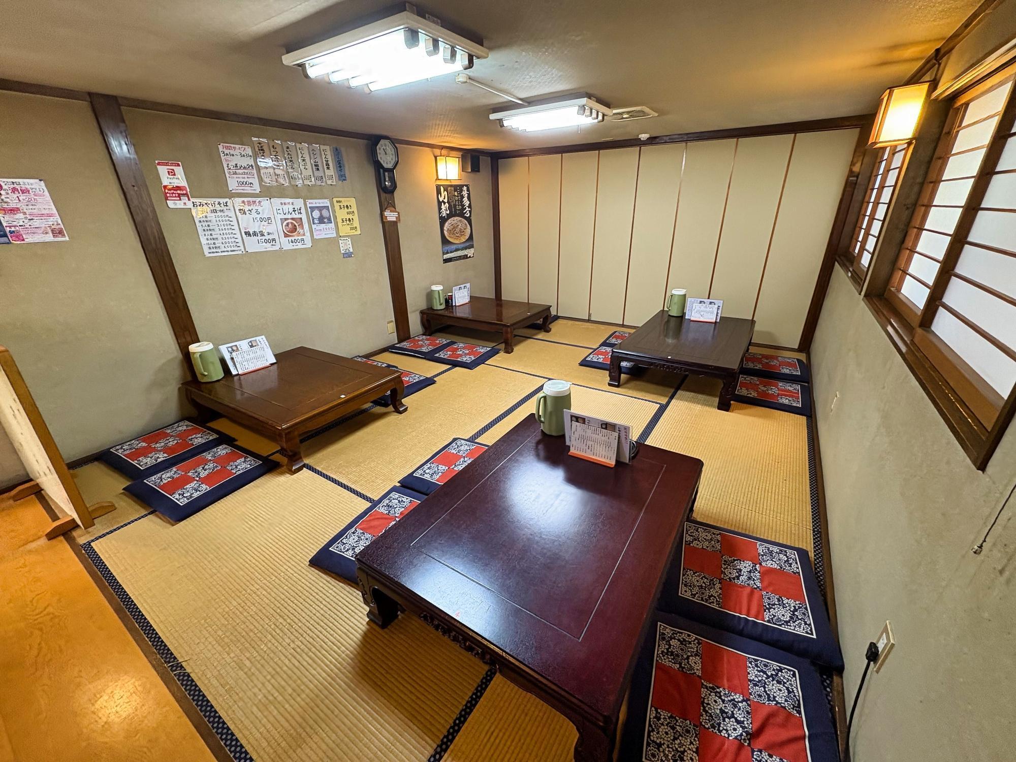 山都 そば処 萬長 (まんちょう)  店内 座敷