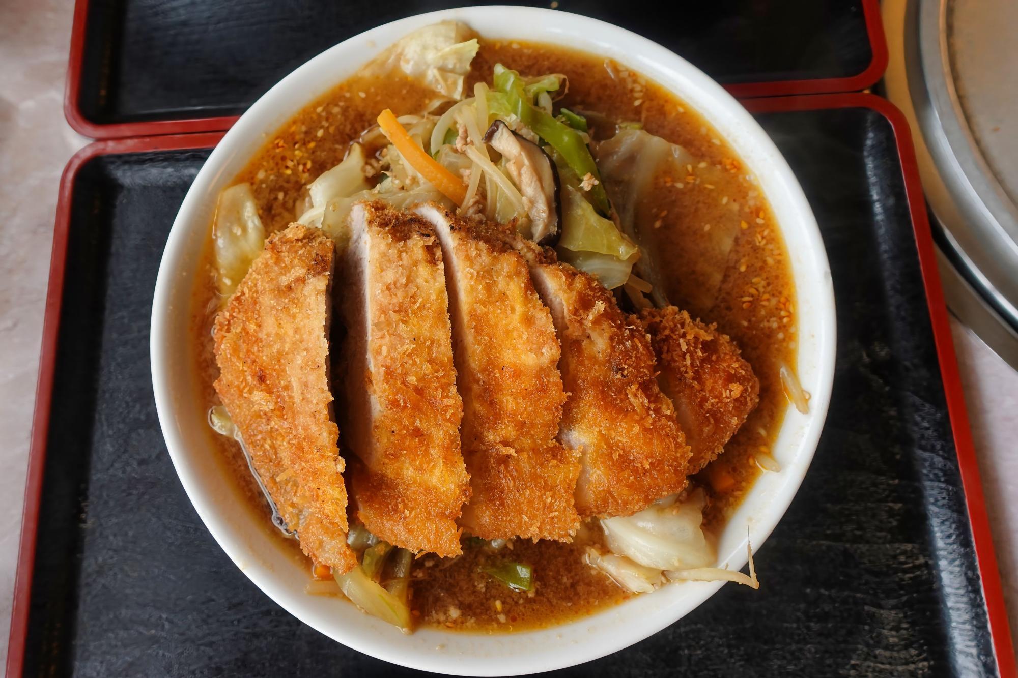同気食堂 とんかつみそラーメン