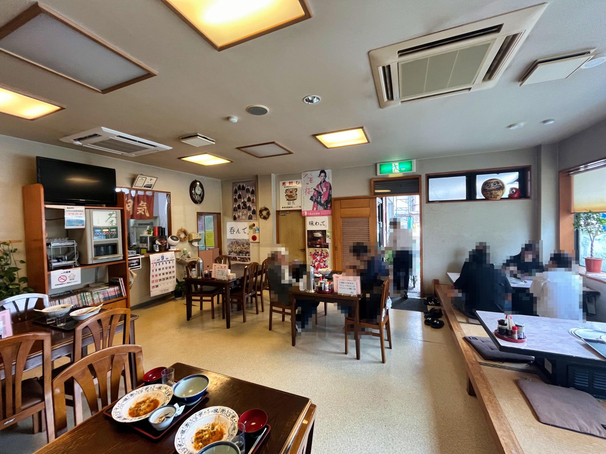 同気食堂 店内