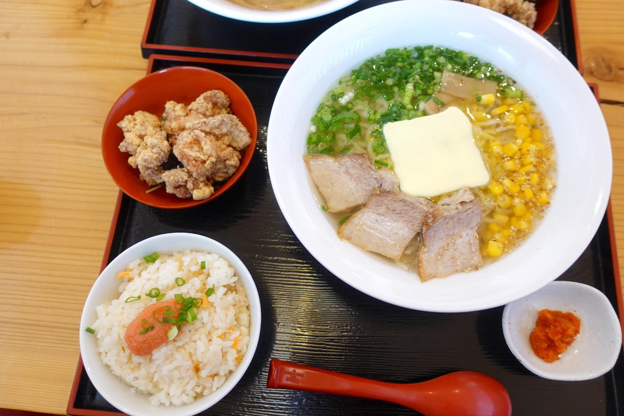 肴家 つかさ 塩バターコーンラーメンセット