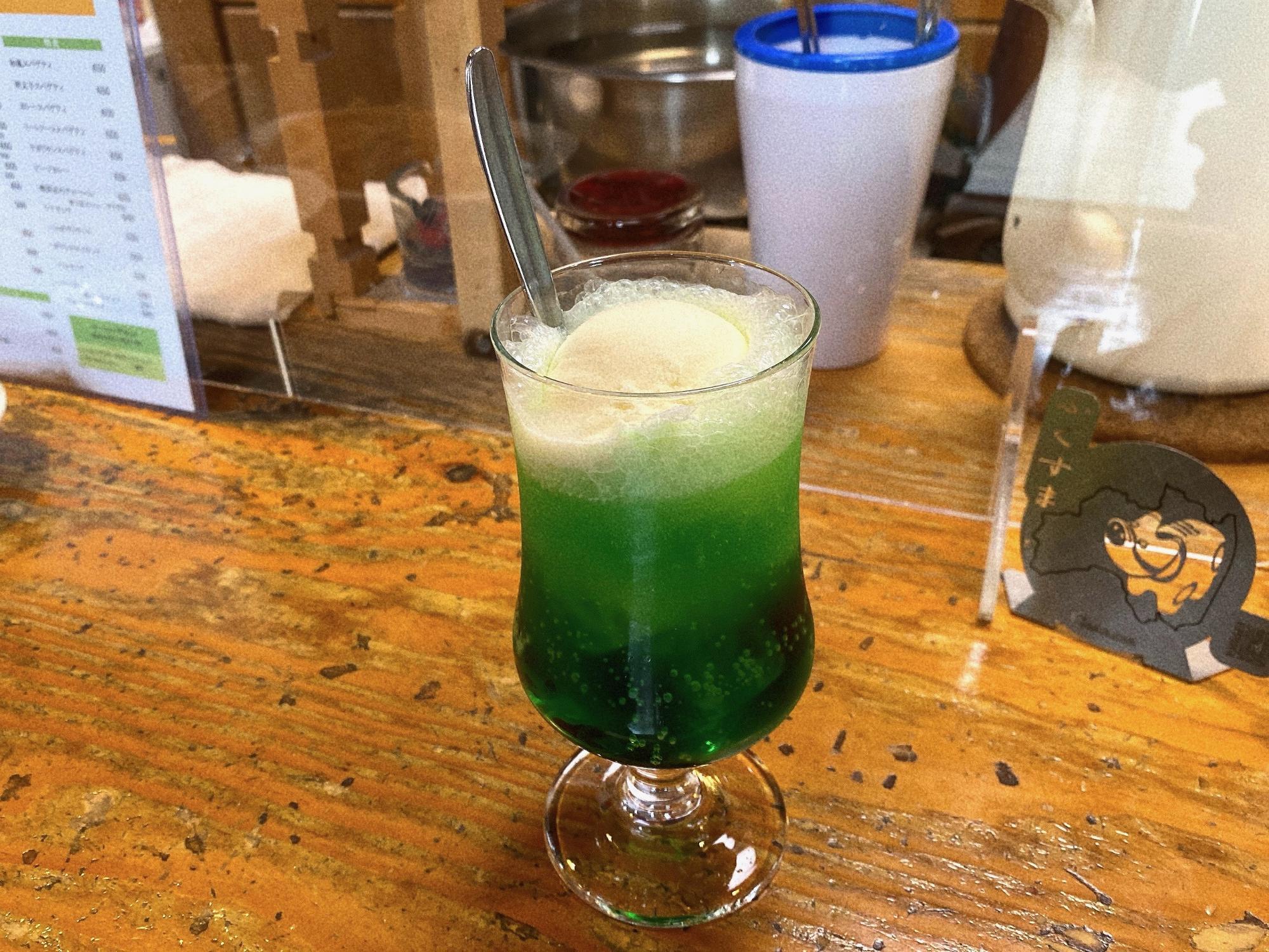 珈琲館 ひろ クリームソーダ