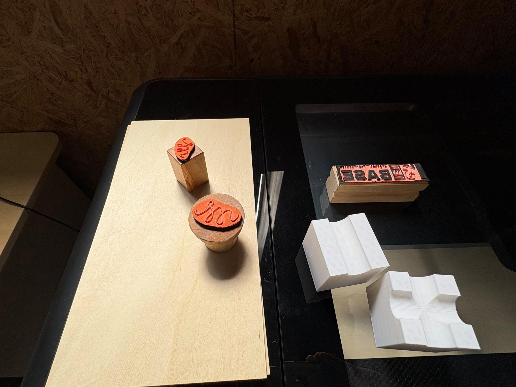 I'S NEWBASE(アイヅニューベース) レーザーカッター