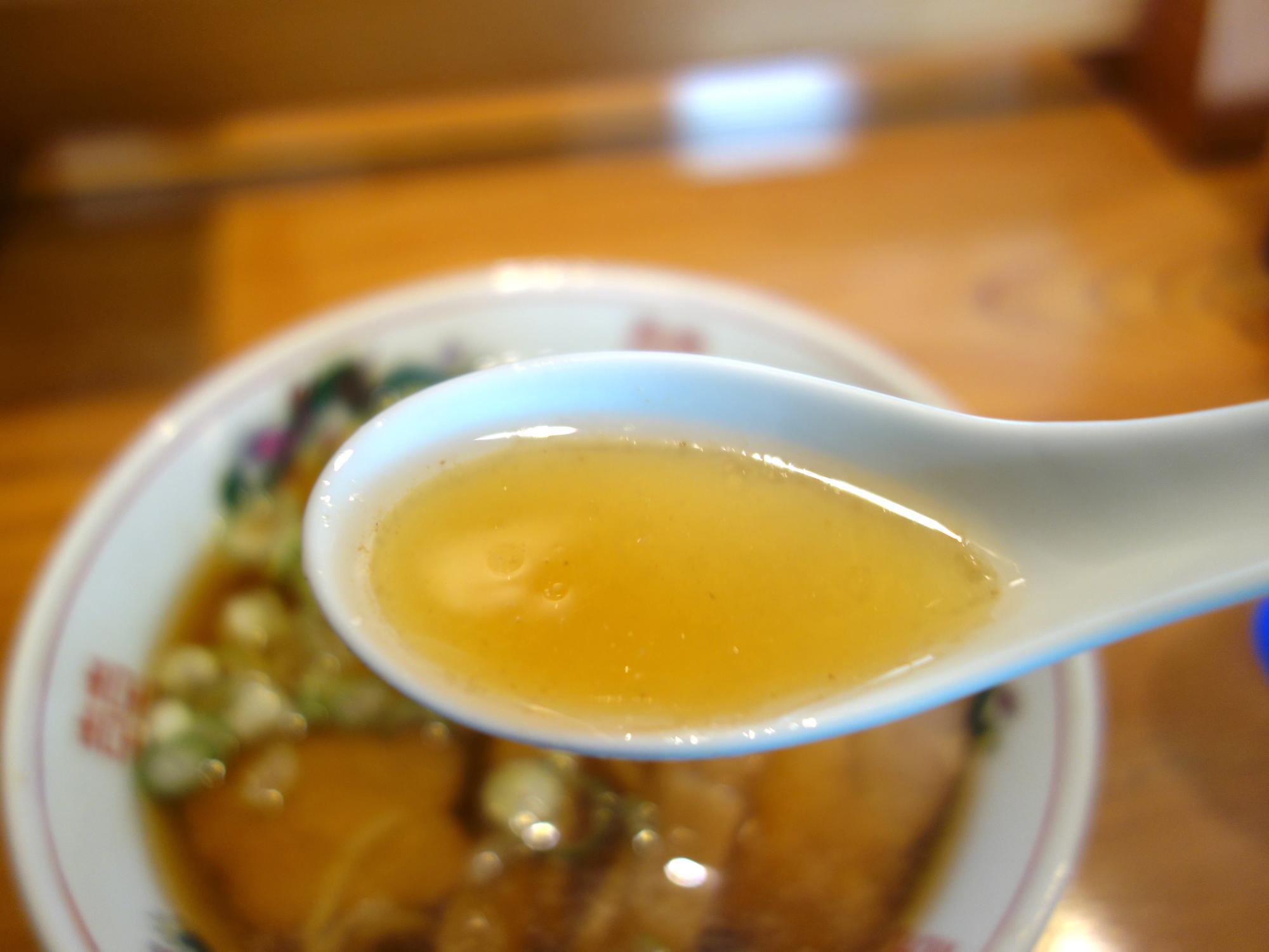 らーめん まったり あっさりラーメン スープ