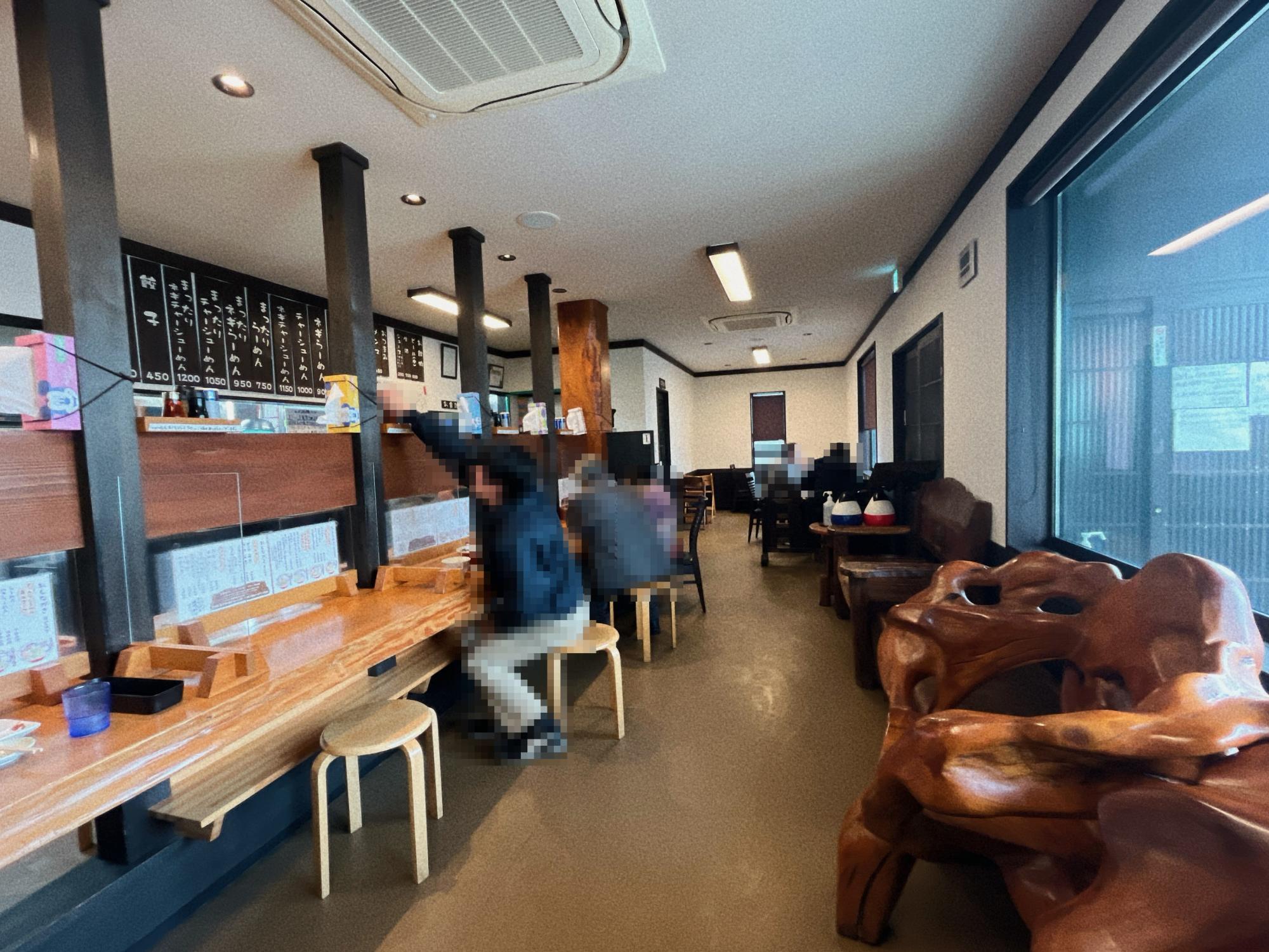 らーめん まったり 店内