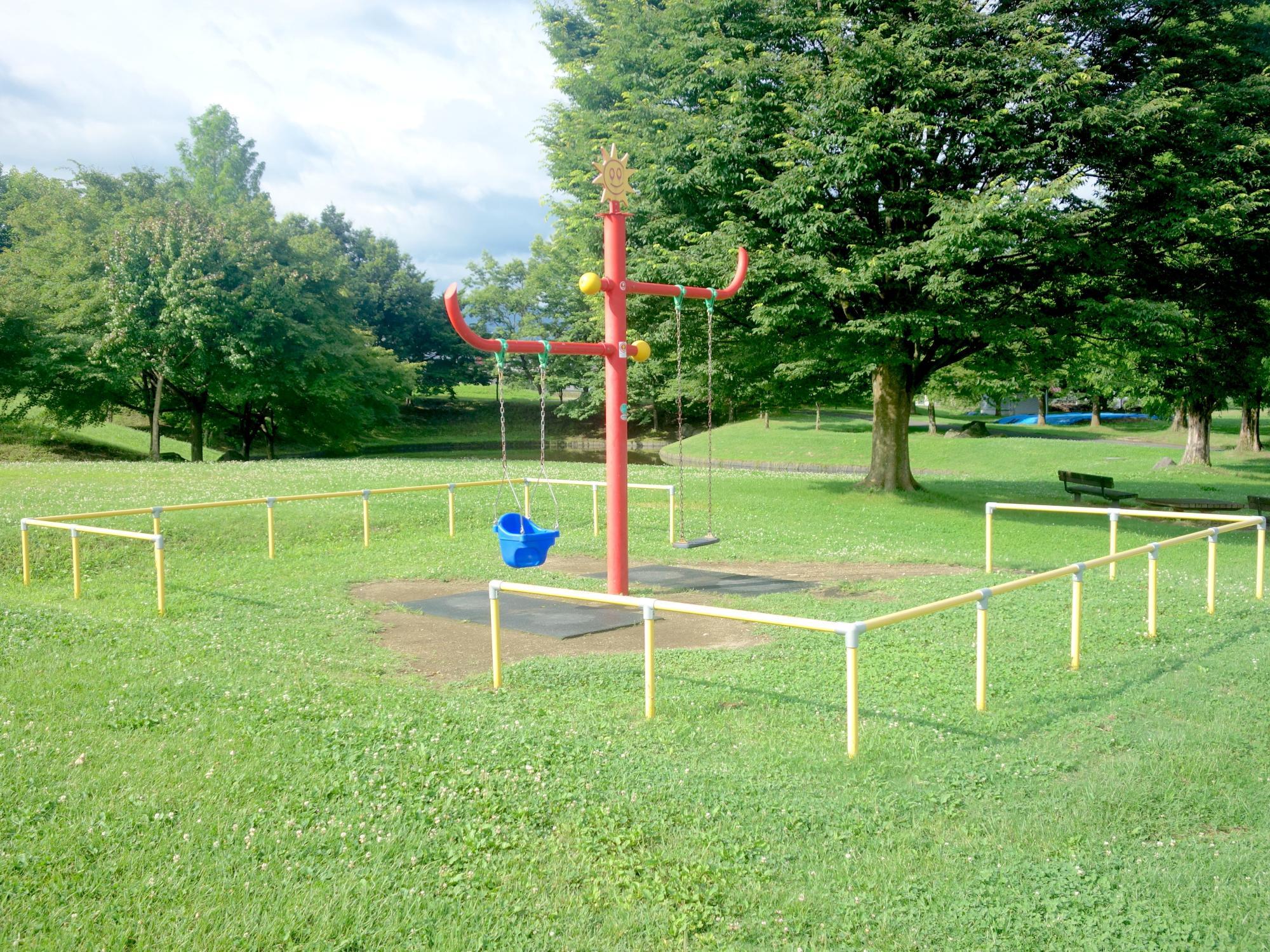 会津総合運動公園 わんぱく広場 お洒落 ブランコ
