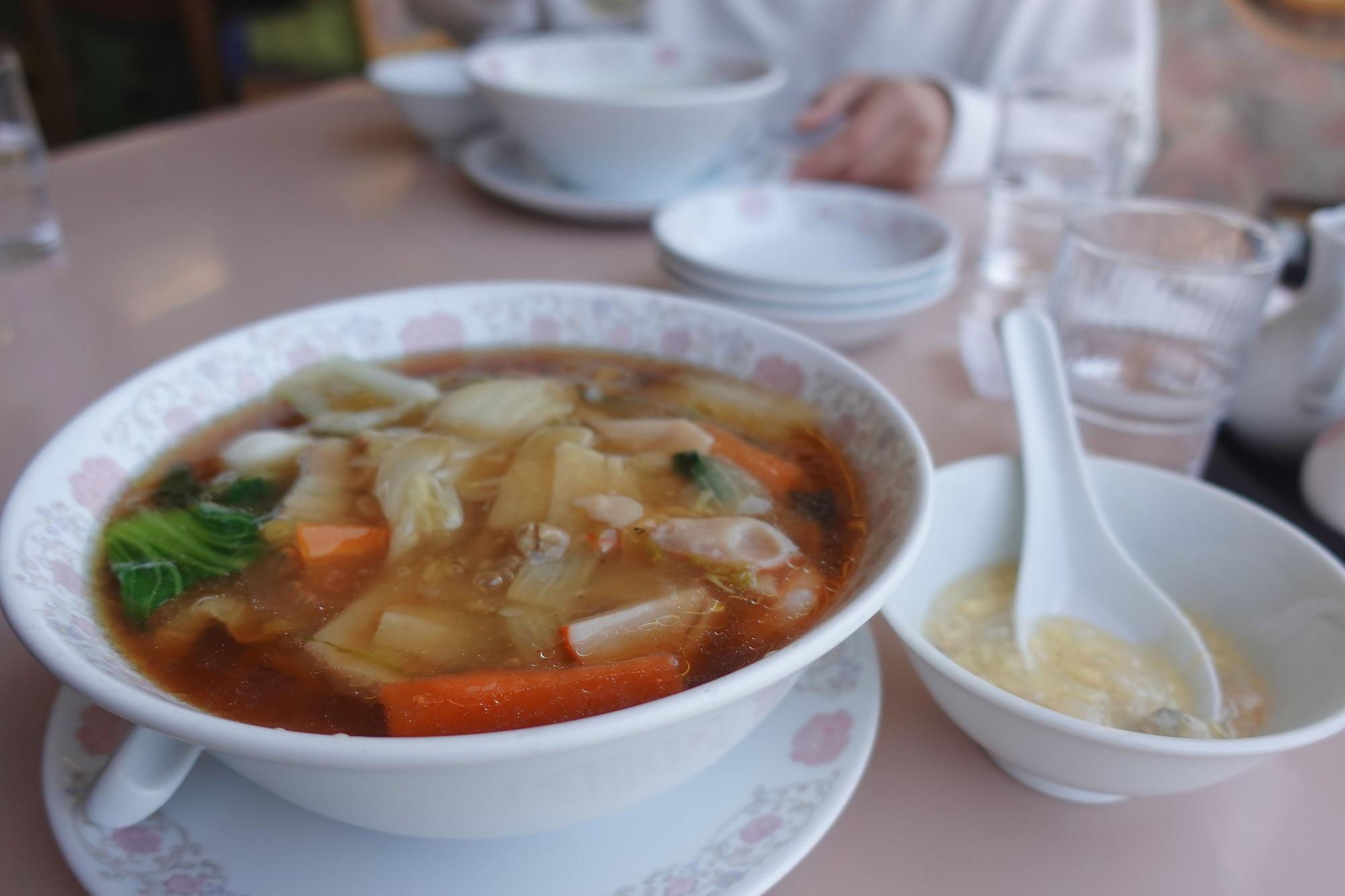 黄鶴楼 (こうかくろう) 黄鶴麺(コウカクメン) 海鮮お粥
