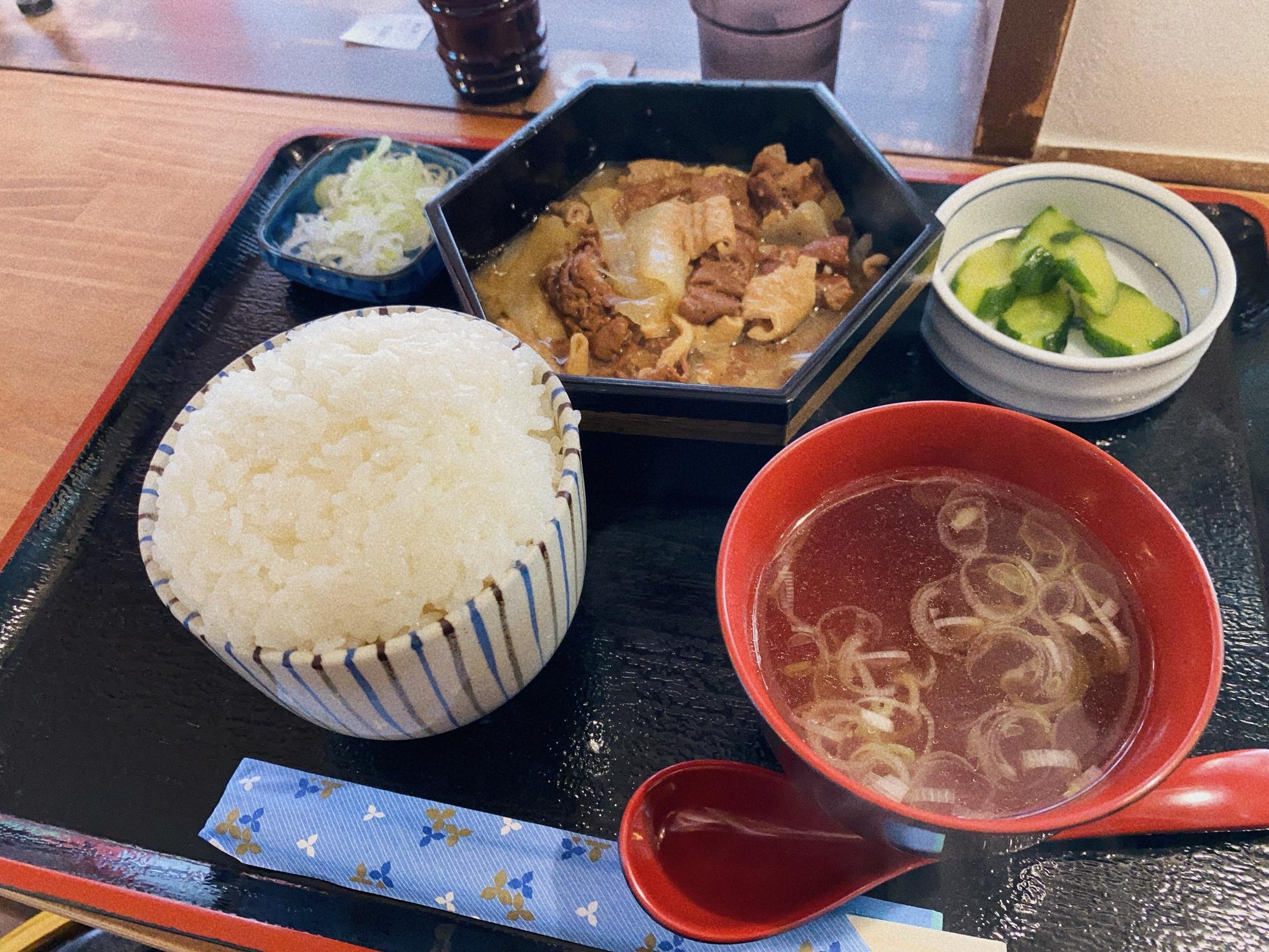 もつ煮の寿 もつ煮定食