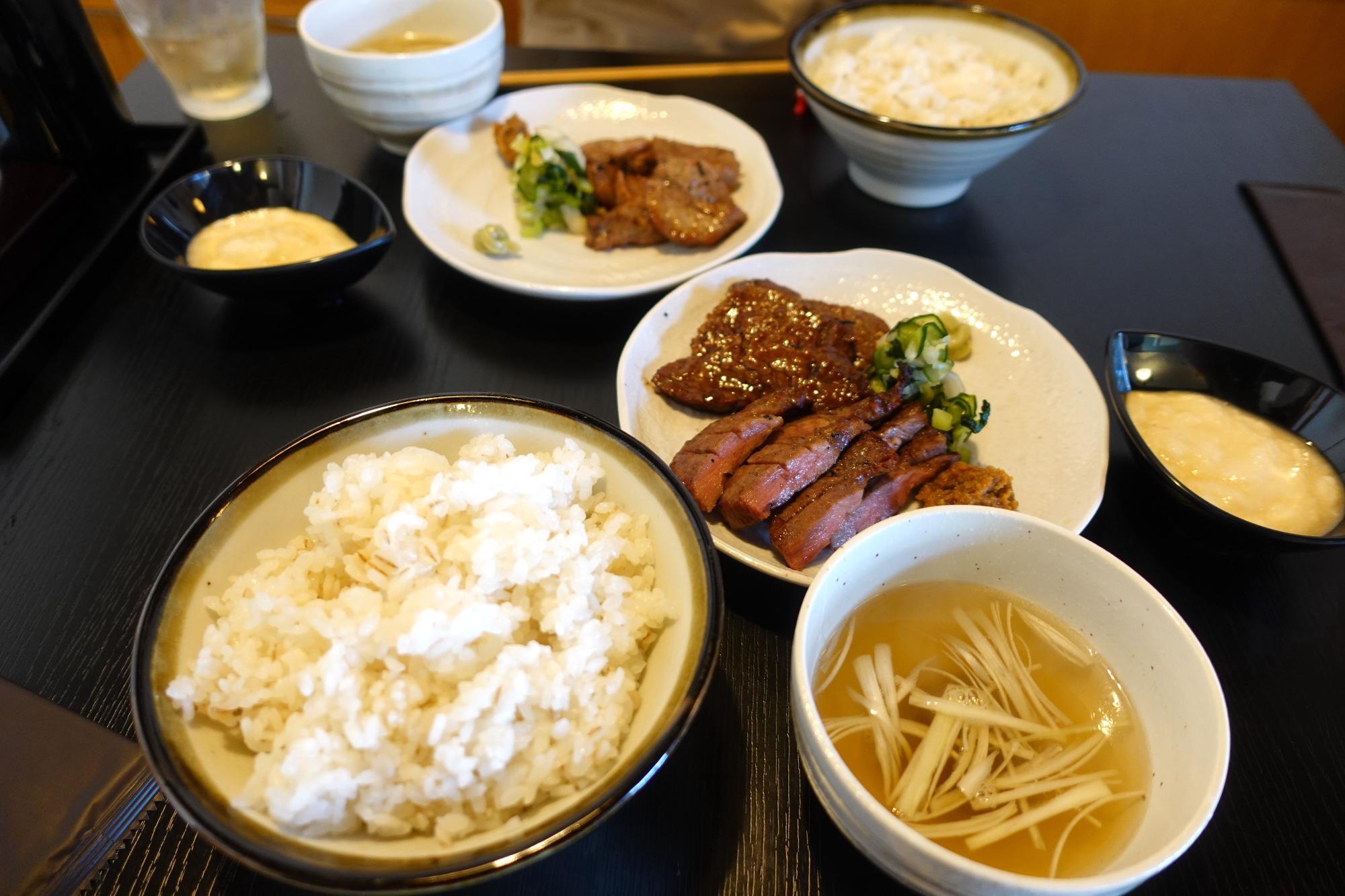 熟成厚切り牛たん 小松島 「小松島定食(牛タン・牛ハラミ)」