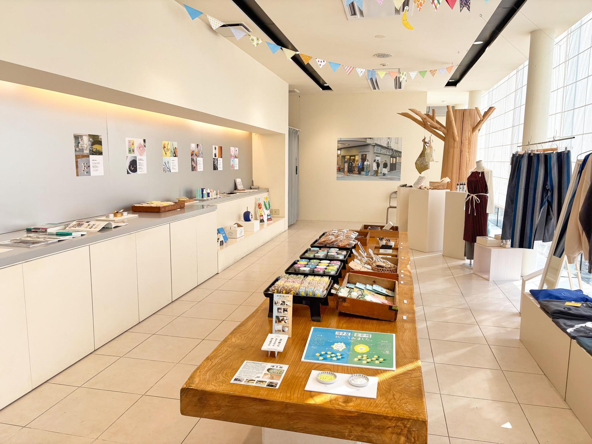 hickory03travelers 展 at SPACE ALTE MEISTAR / スペース アルテマイスター