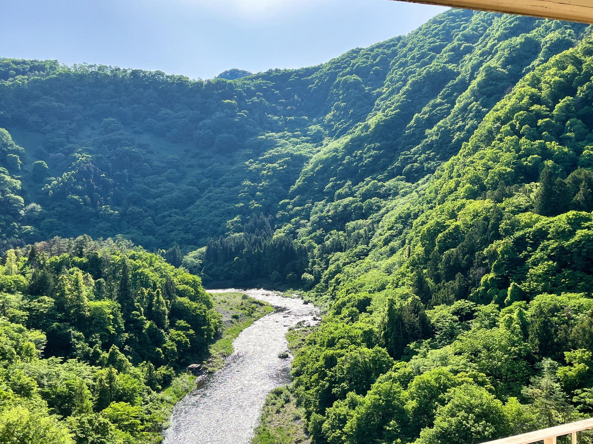 丸峰観光ホテル 別館 川音 客室露天風呂 窓からの風景