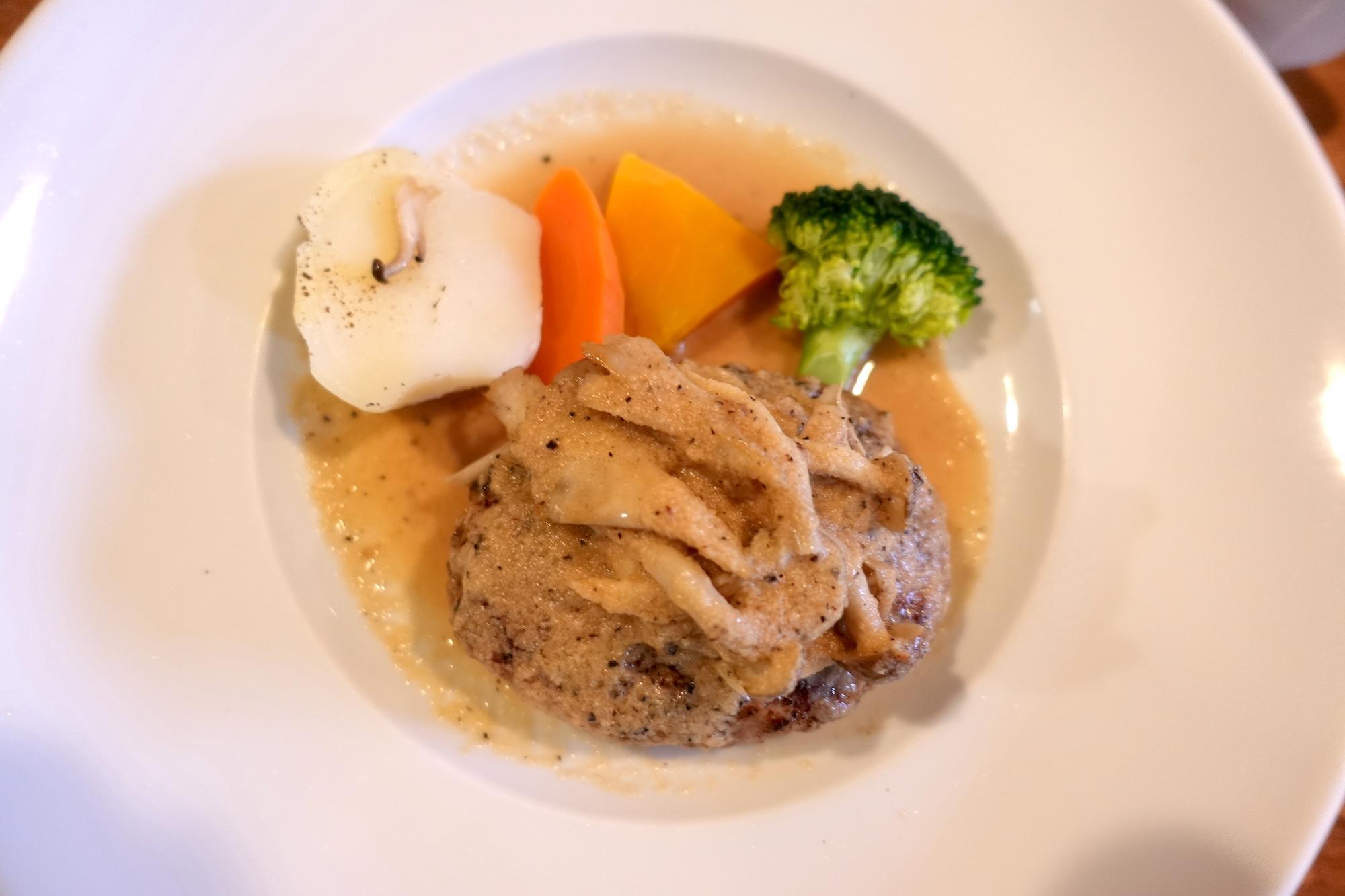 洋食 マーティン ハンバーグステーキ