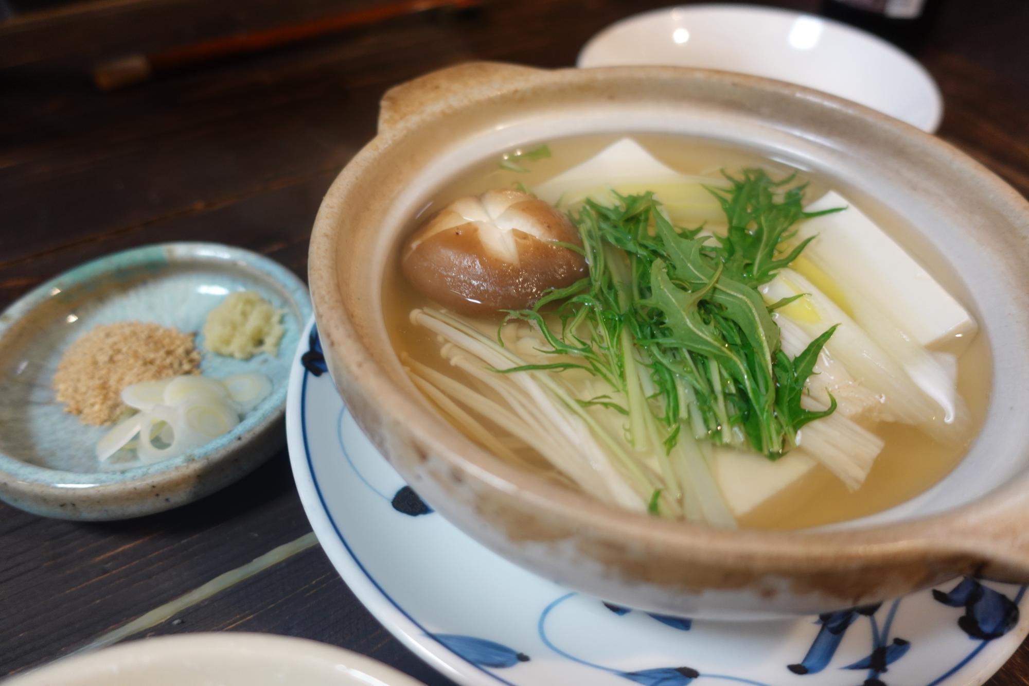 酒処ハチヤ 湯豆腐