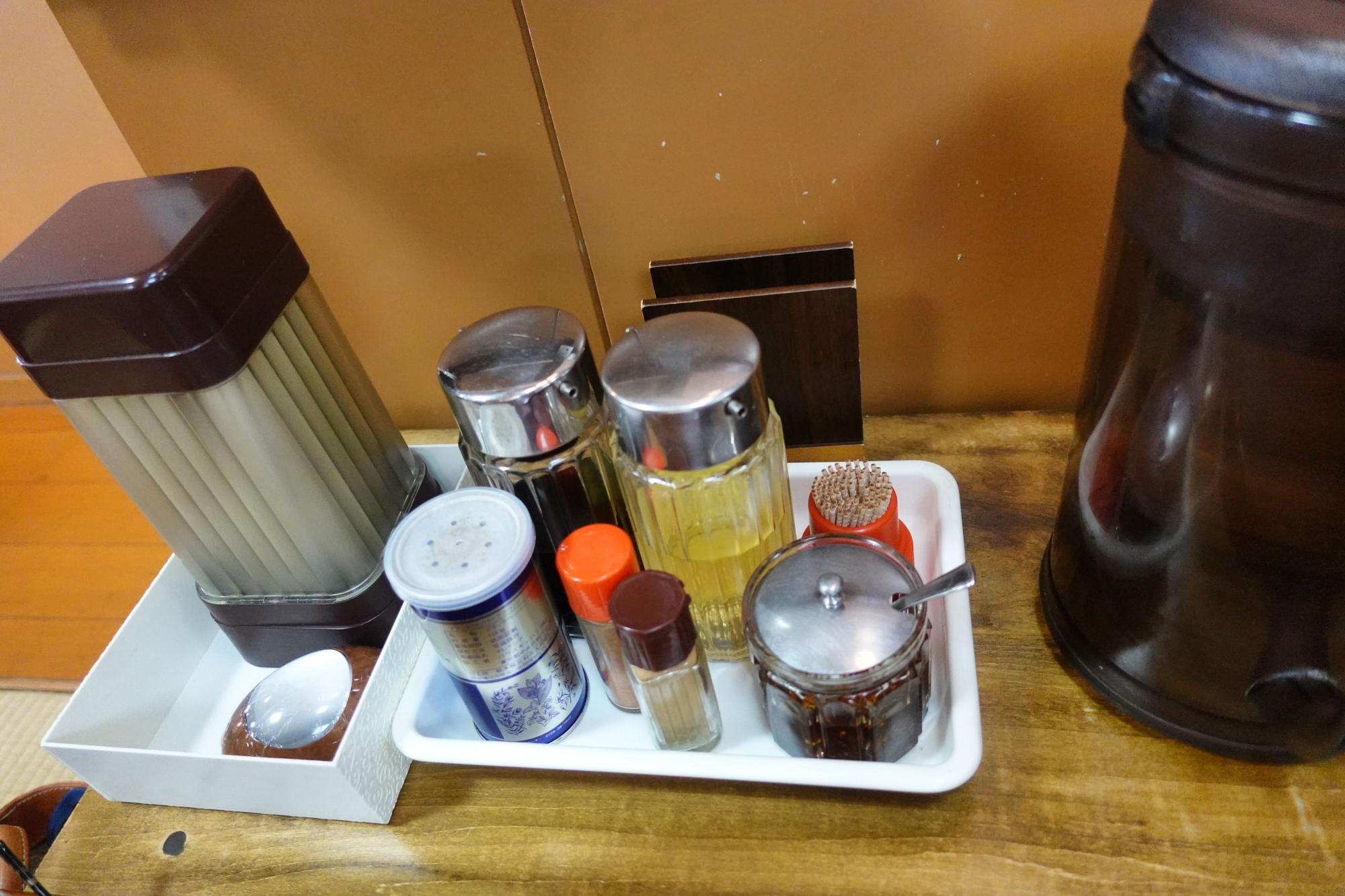 南京飯店 花春店 調味料類