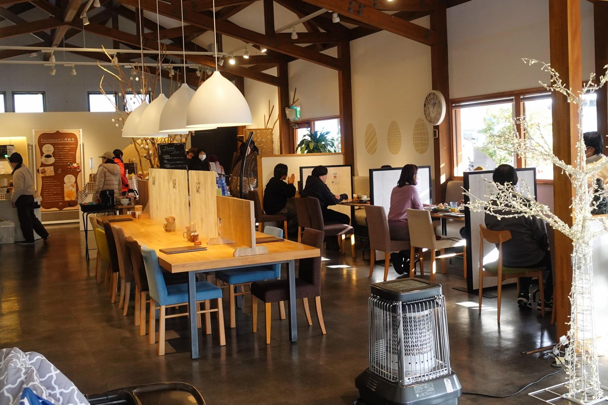 Cocco tree（コッコツリー）店内