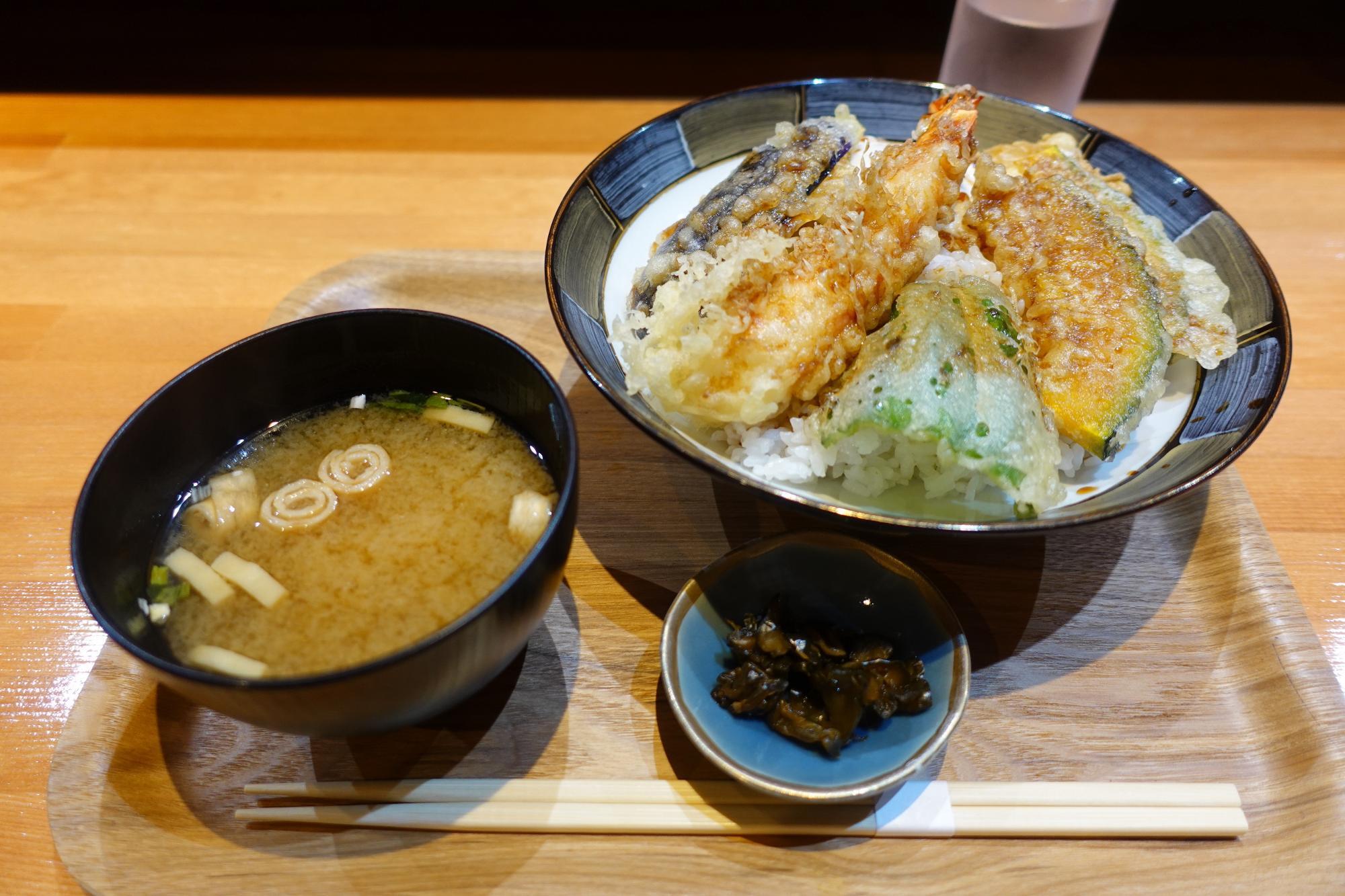 旬彩和食 芳 kaguwa 天丼