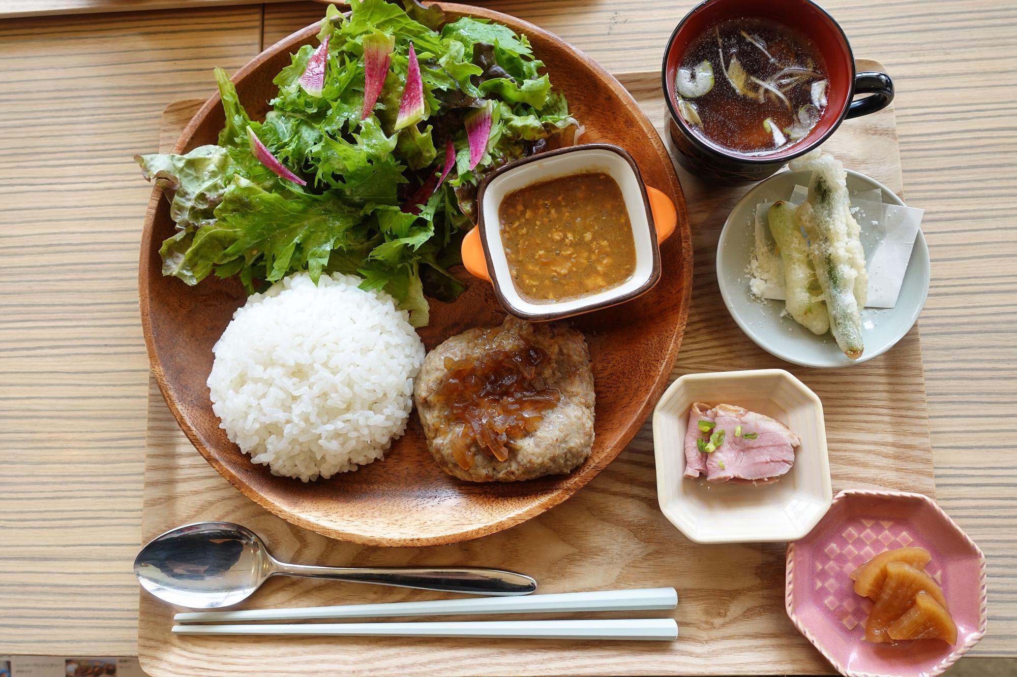 こぐま亭 ハンバーグプレート