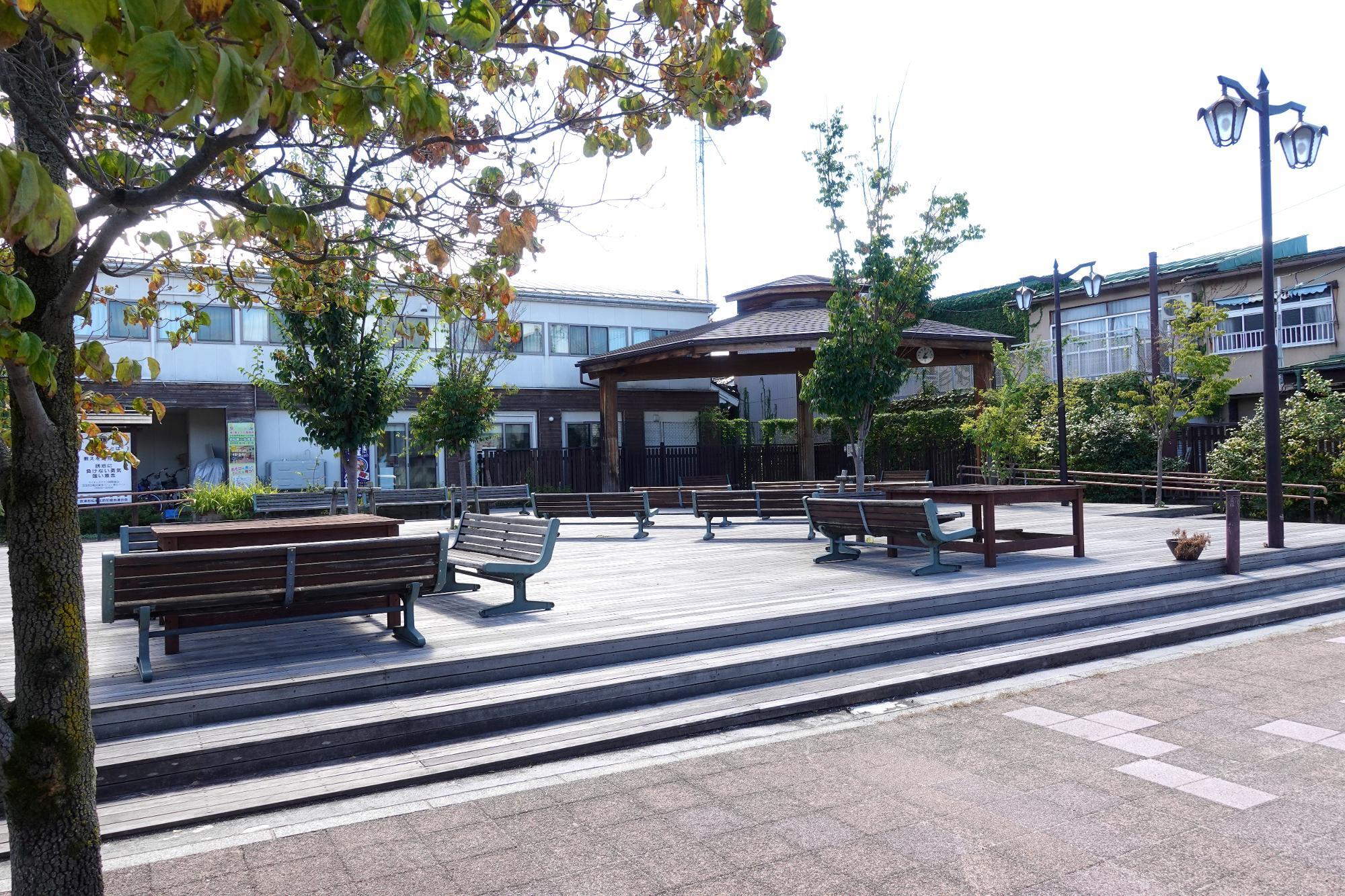 七日町市民広場