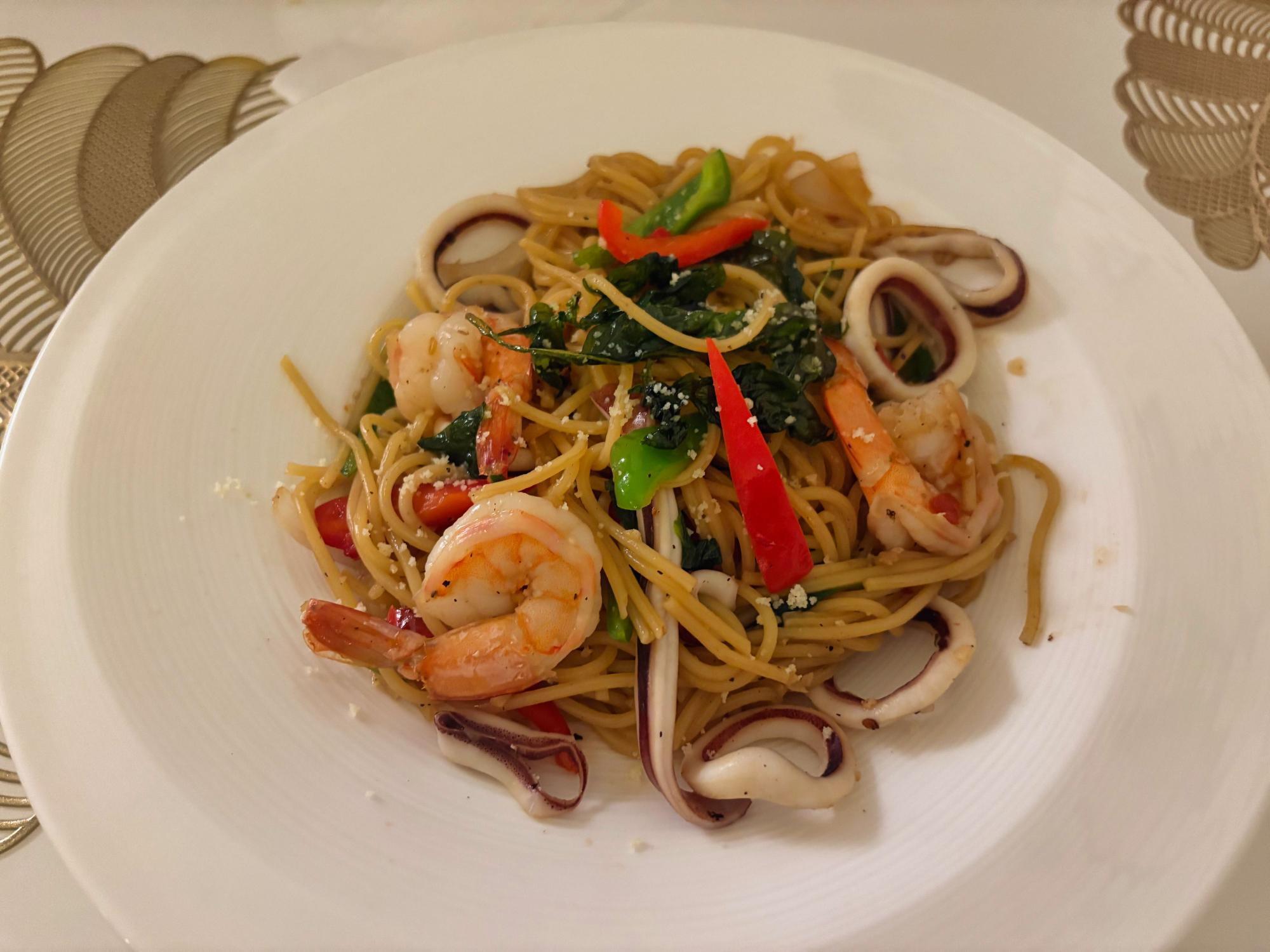 タイ料理レストラン バンコクコーナー  シーフードスパゲッティ
