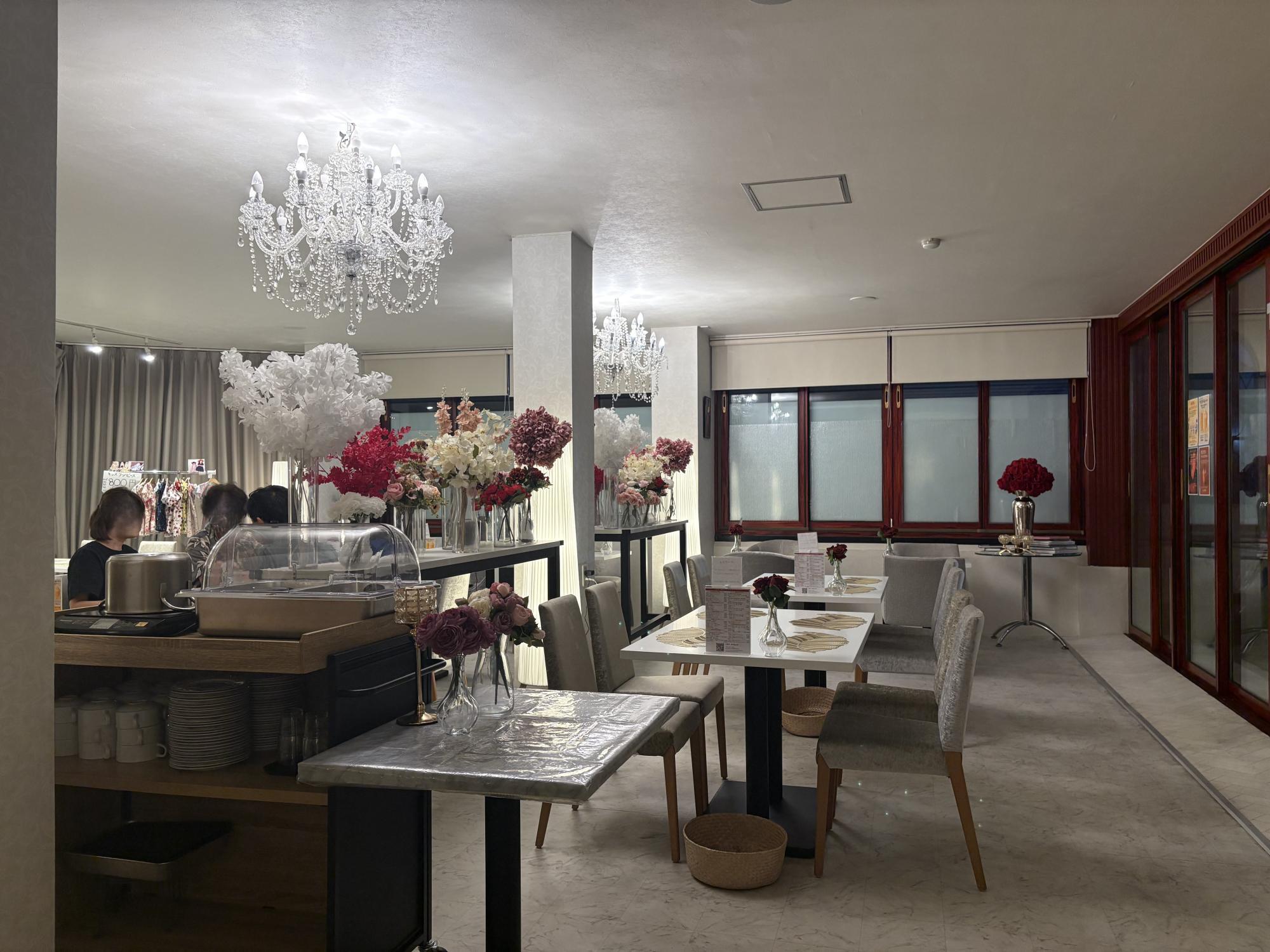 タイ料理レストラン バンコクコーナー 店内