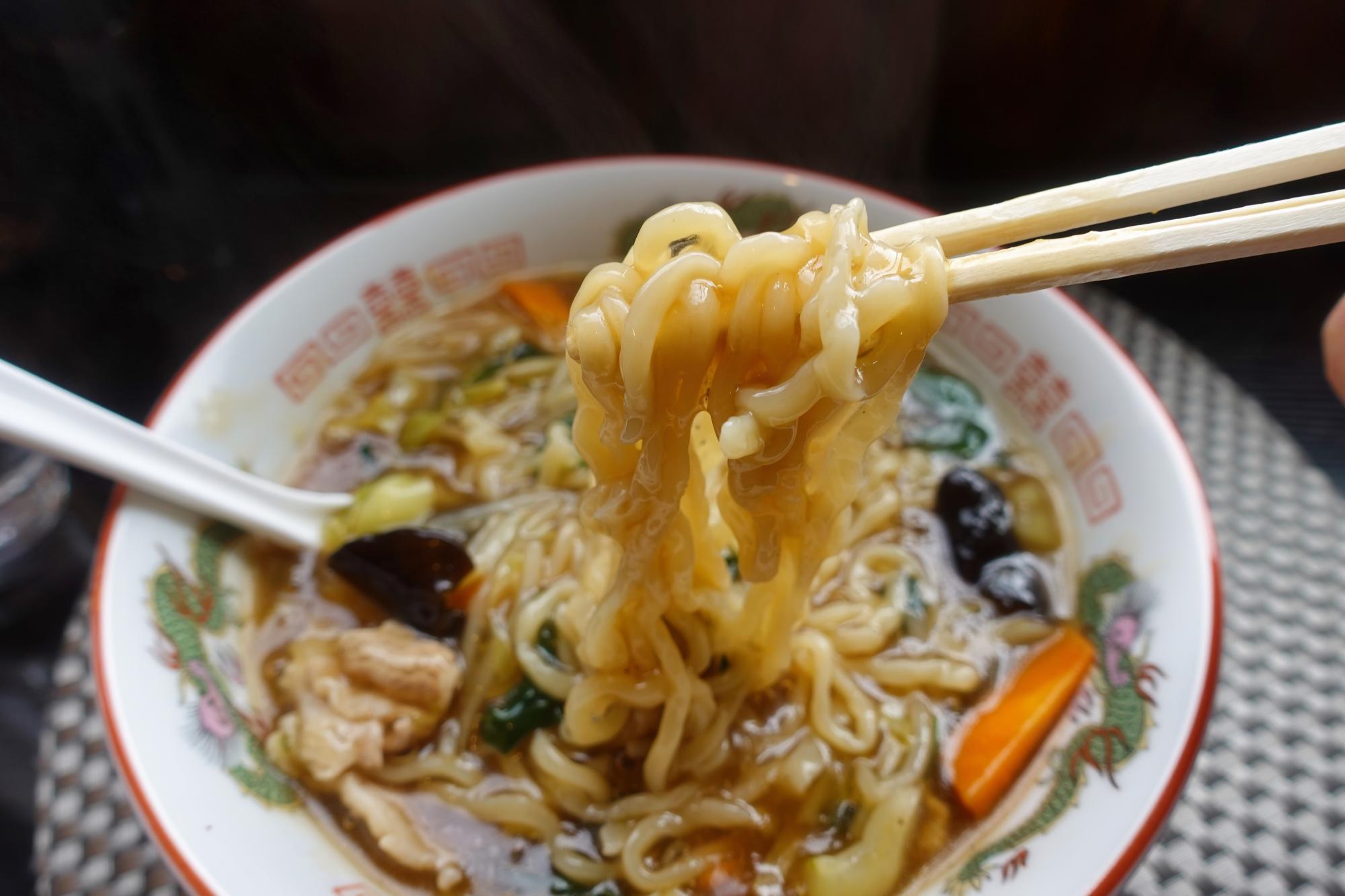 らーめんや 柳麺家 美ゆ希(みゆき) 五目そば(全トロ) 麺