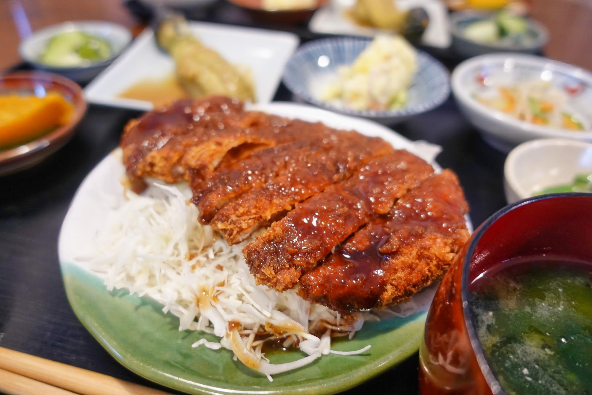 すみれ亭 すみれ定食 ソースカツ